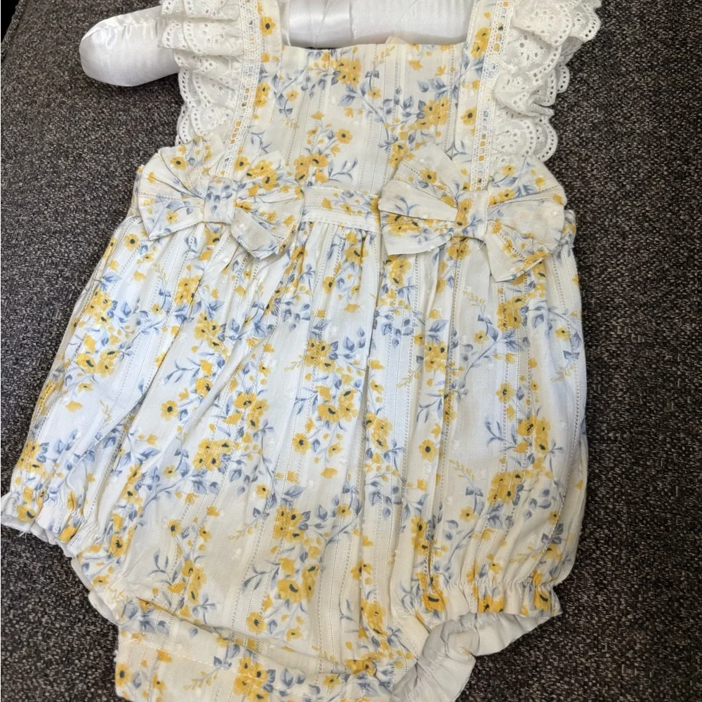 Kids Floral Romper and Sandals Set - Yellow and White